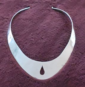 Substantial silver mid-century 1950 Egyptian choker necklace
