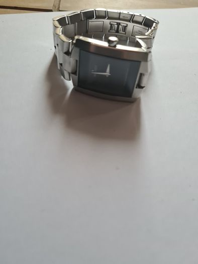 Movado Eliro