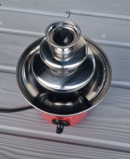 Mini chocolate fountain