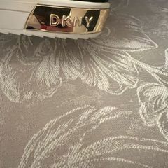 DKNY ladies runner wedge