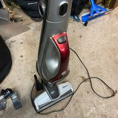 Morphy Richards SuperVac 2-in-1 cordless upright vacuum