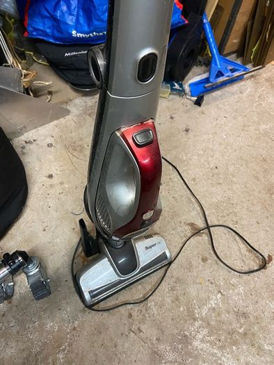 Morphy Richards SuperVac 2-in-1 cordless upright vacuum