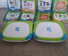 2x Leapfrog LeapPad Learning Systems + 6 books