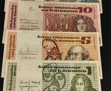 Set of Irish banknotes