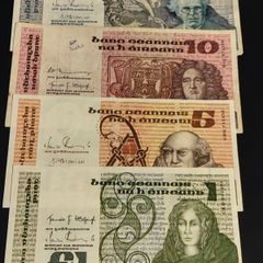 Set of Irish banknotes