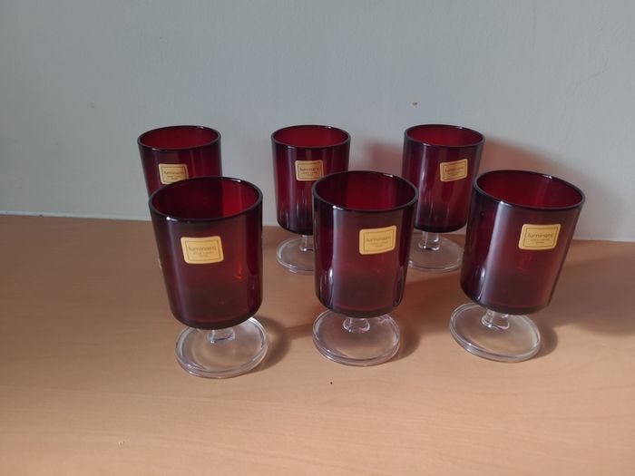 Set of 6 beautiful Luminarcs "Ruby Red Cavalier" wine glasses