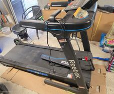 Reebok Jet 300 Treadmill for parts or repair