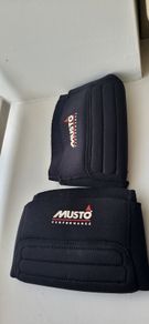 Musto Knee pads - like new