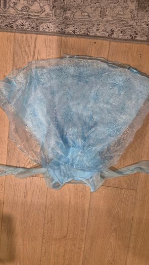 Disney store Elsa dress - brand new with tags
