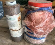 Free cement colouring