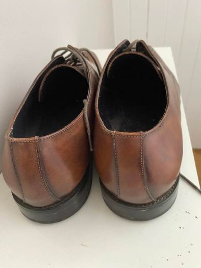 John White tan brown Moore leather shoes, Size 9, EU 43, dress shoe