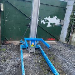 Genie SLA15 lift