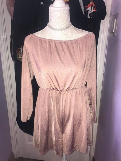 Ladies clothes