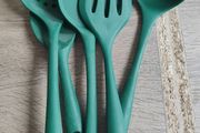Silicone utensils