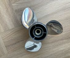 Tohatsu / Mercury propeller