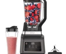 2-in-1 Blender with 3 Automatic Programs; Blend, Max Blend, Crush, and 4 Manual Settings, 2.1L Jug & 700ml Cup, 1200W, Dishwasher Safe Parts, Auto-iQ, Black