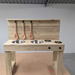 Children's Mud Kitchen