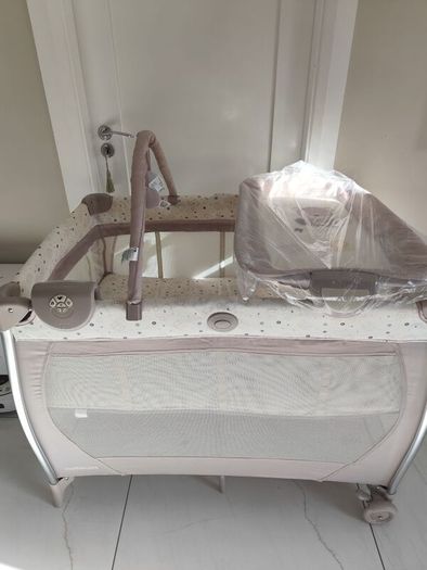 Graco travel cot