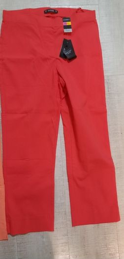 brand new crop trouser size XS