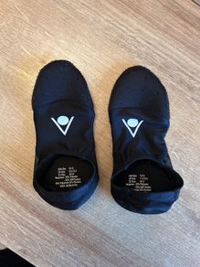 Swim socks size 11.5-12.5
