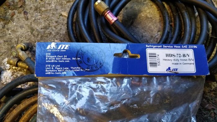 HVAC Refrigerant Recovery Set Up - Machine, pump, manifold and cylinder