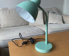 Desk lamp