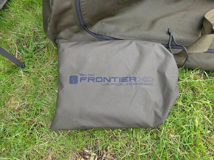 Fox frontier xd bivvy with vapour peak