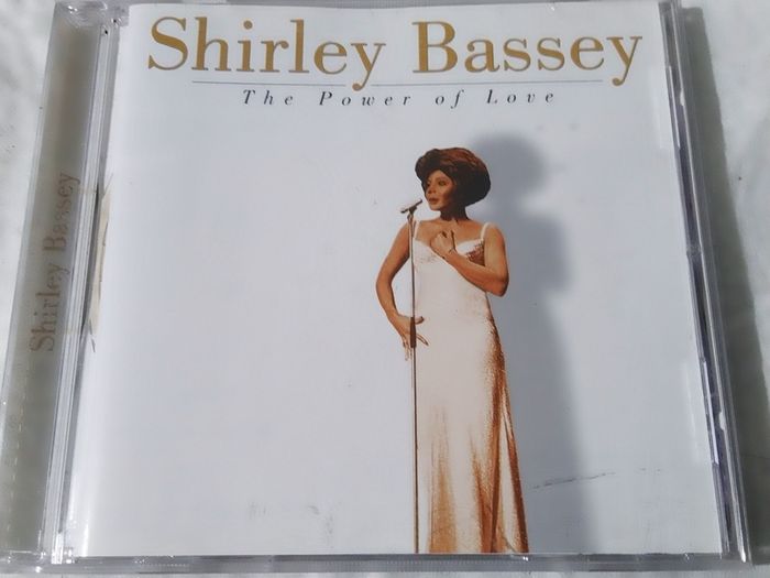 Shirley Bassey - The Power Of Love Cd