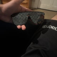 LV shades