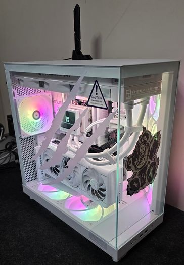 TeddyBear i7 Ultra RTX 5070 White Gaming PC