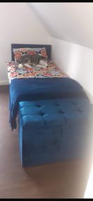 Single bed & headboard