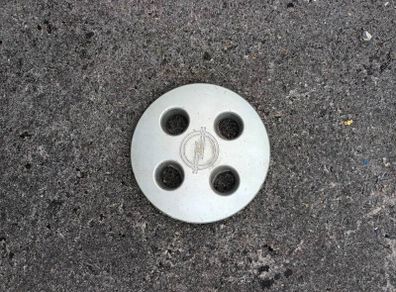 Opel Hubcap