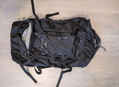 Osprey Kestrel 48 Hiking, Trekking Backpack. Black