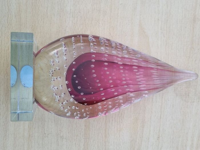 Murano transparent teardrop art glass paperweight (stopper)