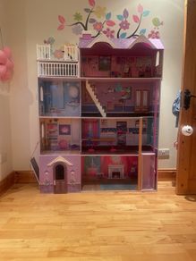 Barbie dream house