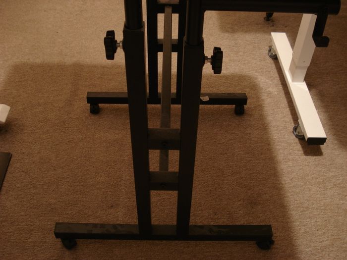 Adjustable height mobile desk - black