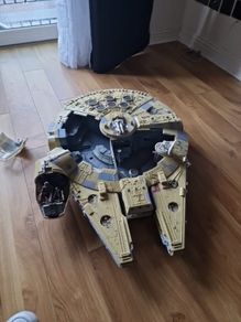 Star Wars Millennium Falcon