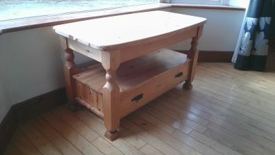 Coffee Table/TV table - price drop