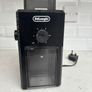 Gaggia Classic espresso machine and DeLonghi coffee grinder Image 4