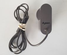 Dyson V8 V7 V6 battery charger working