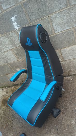 gaming chair
