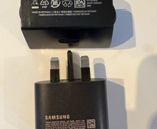 New Samsung fast charger 25W Plug and C type cable