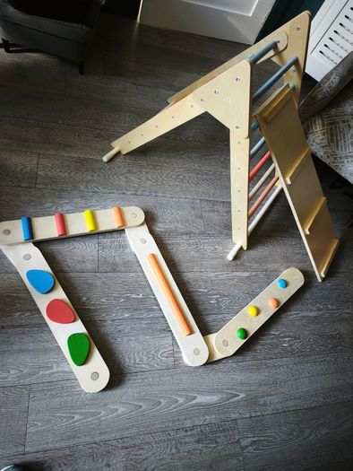 Climbing Triangle and balance beam