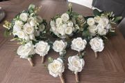 Bridesmaid Bouquets and Buttonholes