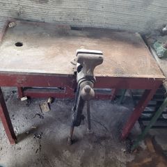 Blacksmiths vice