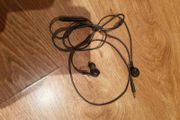 Samsung Earphones Tuned by AKG