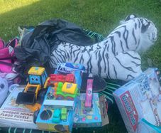 random toys