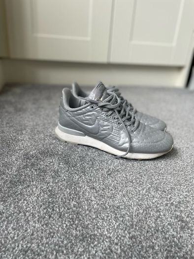 Nike runners