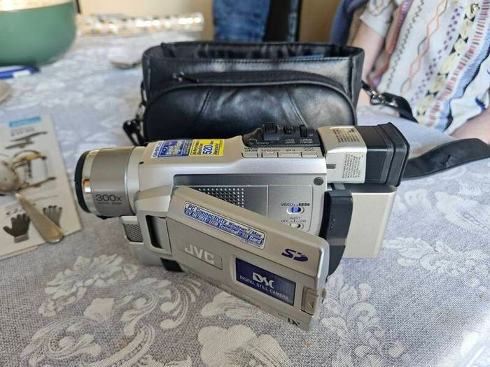 JVC home SD video camera