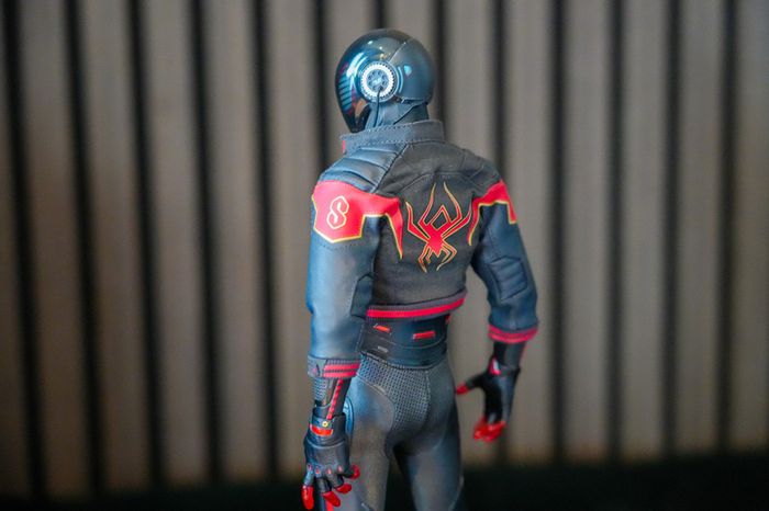 Hot Toys Miles Morales - 2020 Suit - VGM49 - 1/6 Scale